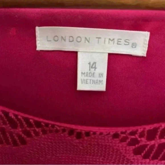 London Times Pink berry/Fuchsia Shift dress Size 14 Floral Lace Overlay Flowy - Picture 12 of 12